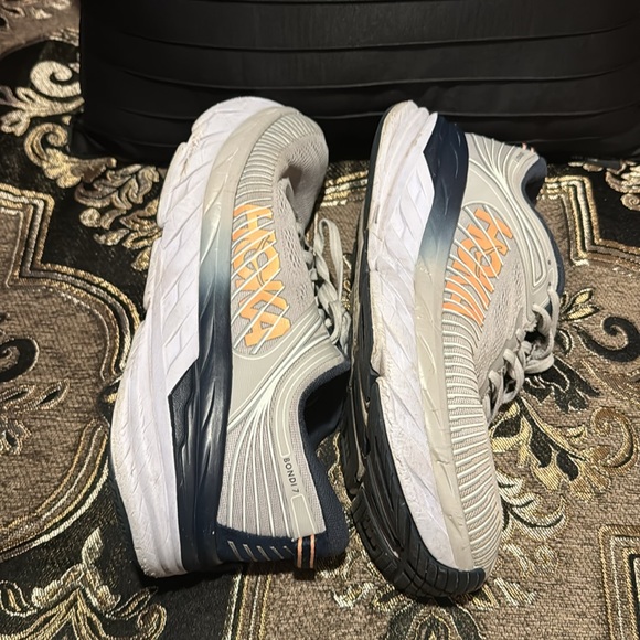 HOKA Women’s Bondi 7 Lunar Rock - Picture 4 of 8